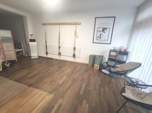 Fitnessraum mit Sportfläche Bild 3 - 