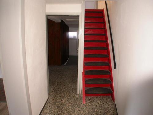 Flur Bild 1 - 6 Zimmer Einfamilienhaus in Lonnerstadt