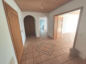 EG Eingangsbereich Bild 1 - 8 Zimmer Einfamilienhaus zum Kaufen in Heroldsbach OT
