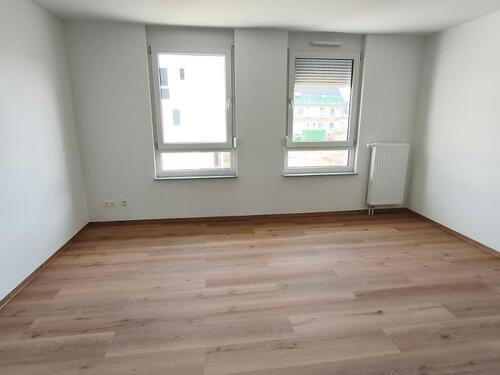 OG: Schlafzimmer mit Ankleide Bild 1 - 