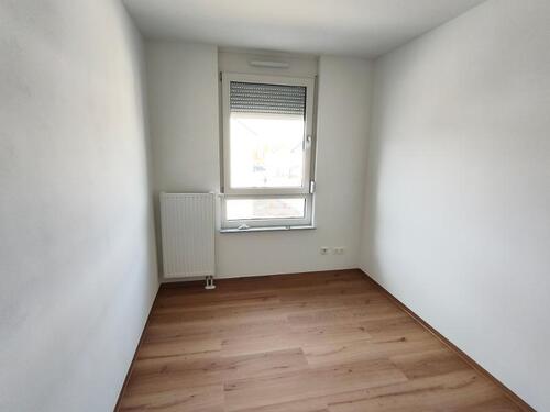 Arbeitszimmer / Kinderzimmer 1 Bild 2 - 
