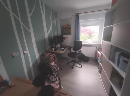 Kind 3 / Arbeitszimmer Bild 1 - 
