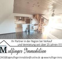 Große Maisonette mit Klimaanlagen (aktuell in 2 Wohnungen unterteilt) mit 2 Balkonen, 2 Einbauküchen und 2 Stellplätzen - Hausen