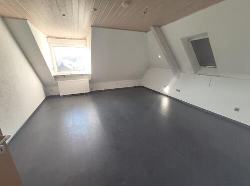 Whg. 1: Schlafzimmer Bild 1 - Etagenwohnung mit 147,66 m² in Hausen zum Kaufen