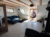 Wohnzimmer Bild 2 - 4 Zimmer Etagenwohnung in Höchstadt OT