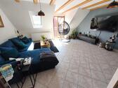 Wohnzimmer Bild 1 - 4 Zimmer Etagenwohnung zur Miete in Höchstadt OT