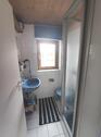 Bad mit Dusche Bild 1 - Etagenwohnung mit 49,96 m&sup2; in Erlangen OT zur Miete