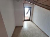 Diele mit Zugang zur Dachterrasse Bild 2 - 2 Zimmer Etagenwohnung in Röttenbach