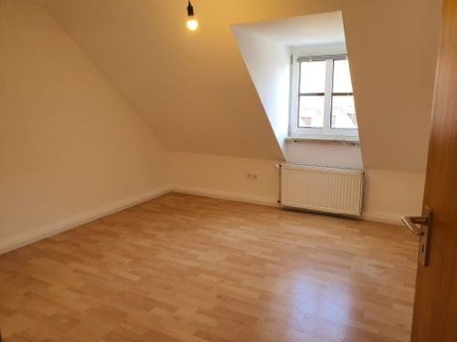 Bild - Dachgeschoßwohnung mit 45,67 m² in Schweinfurt zur Miete