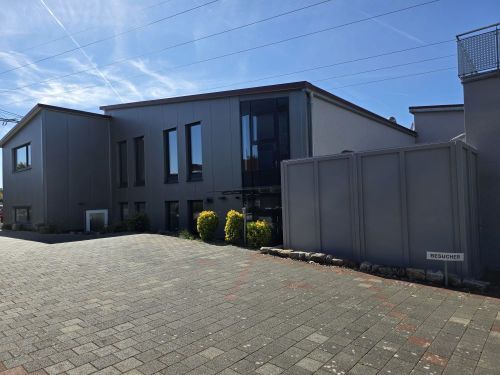 Bild - Wohn- und Geschäftshaus mit Hallen in 97502 Euerbach Schweinfurt, Autobahnauffahrt in unmittelbarer Nähe (ID 10598)