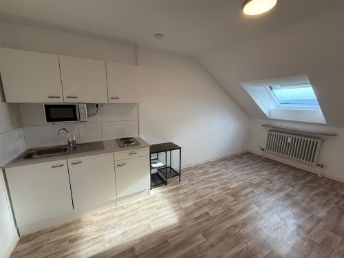 Bild - 1 Zimmer Dachgeschoßwohnung zur Miete in Bad Bocklet