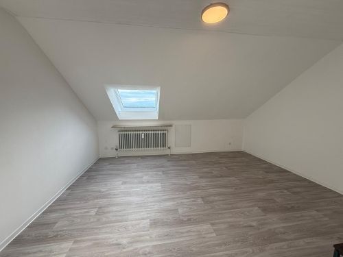Bild - Dachgeschoßwohnung mit 18,00 m² in Bad Bocklet zur Miete