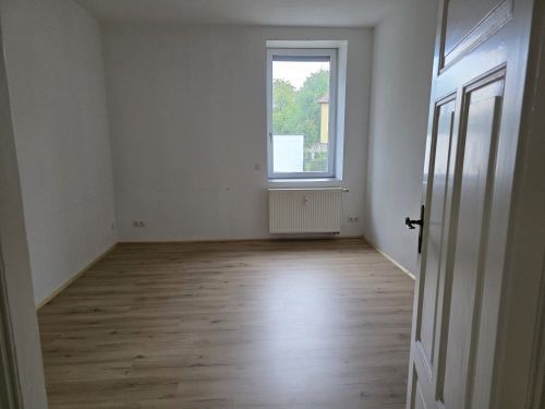 Bild - Erdgeschoßwohnung mit 149,00 m² in Schweinfurt zur Miete