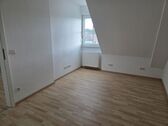 Bild - Dachgeschoßwohnung mit 63,00 m&sup2; in Werneck zur Miete