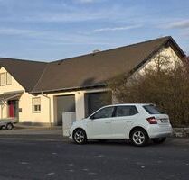 Großzügiges Einfamilienhaus mit EinliegenwohnungBüro 2 Garagen und 3 Stellplätzen in 97502 Euerbach zwischen Schweinfurt und Würzburg (ID 10633)
