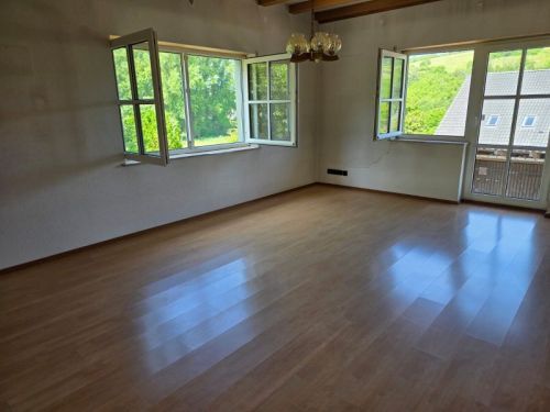 Bild - Einfamilienhaus mit 116,00 m² in Arnstein zum Kaufen