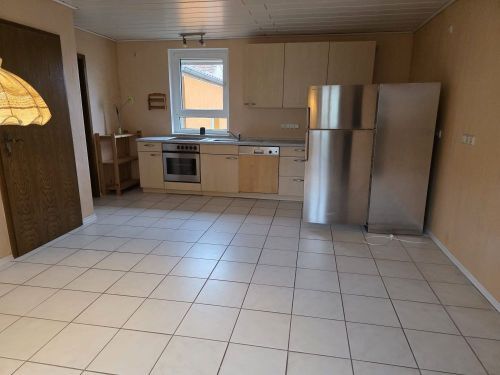 Bild - 8 Zimmer Einfamilienhaus zum Kaufen in Waigolshausen