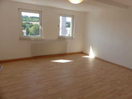 Bild - Dachgeschoßwohnung mit 63,00 m² in Arnstein zur Miete