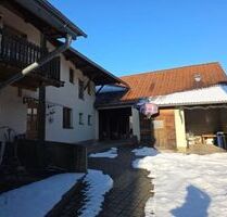 Einfamilienhaus mit Anbau, Garagenhaus und Halle in 97461 Hofheim-Rügheim (10630)