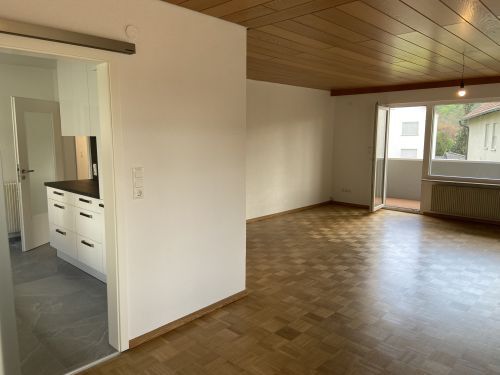 Bild - Erdgeschoßwohnung mit 121,00 m&sup2; in Bad Neustadt zur Miete