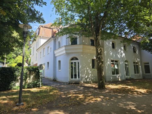 Bild - Café, Spielecke, Bistro, Restaurant sowie Läden mit Ambiente in 97688 Bad Kissingen (ID 2917)