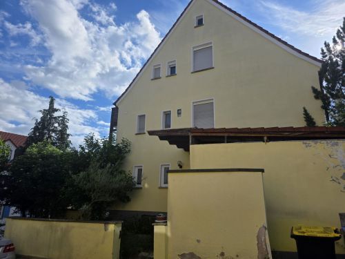 Bild - 8 Zimmer Einfamilienhaus in Waigolshausen