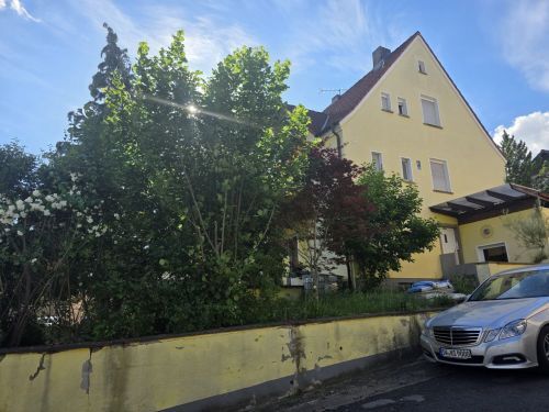 Bild - Einfamilienhaus mit 212,88 m&sup2; in Waigolshausen zum Kaufen