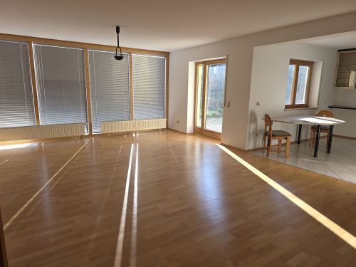 Bild - 6 Zimmer Einfamilienhaus zum Kaufen in Werneck