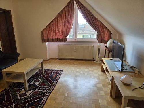 Bild - Originelle 2-Zimmer-Dachgeschoss-Eigentumwohnung in 97297 Waldbüttelbrunn bei Würzburg (ID10662)