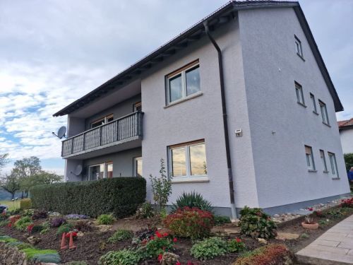 Bild - 2-Familienhaus in + ausgebautes Dachgeschoss in Ortsrandlage von 97450 Arnstein-Altbessingen