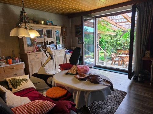 Bild - 8 Zimmer Zweifamilienhaus in Bad Neustadt a d Saale
