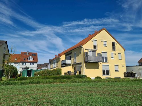 Bild - Neuwertiges, gepflegtes Haus mit Energieeffizienzklasse A+, großzügig gestaltetin 97493 Bergrheinfeld (ID 10702)