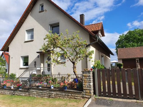 Bild - 6 Zimmer Einfamilienhaus zum Kaufen in Werneck