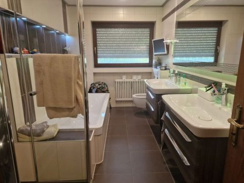 Bild - 11 Zimmer Mehrfamilienhaus, Wohnhaus zum Kaufen in Erlabrunn