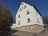Bild - 2-Familienhaus mit schönem Garten in 97456 Dittelbrunn-Hambach (ID 10632)