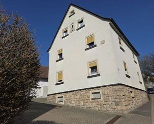 2-Familienhaus mit schönem Garten in 97456 Dittelbrunn-Hambach (ID 10632)