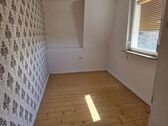 Bild - 6 Zimmer Einfamilienhaus in Niederwerrn