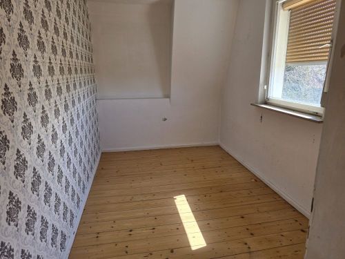 Bild - 6 Zimmer Einfamilienhaus in Niederwerrn