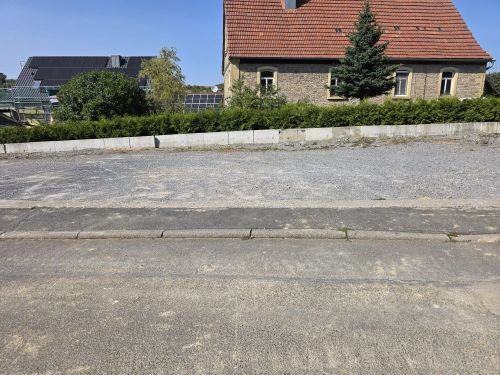Bild - Grundstück für Stellplätze u.a., geschottert in 97450 Arnstein-Gänheim zwischen Würzburg und Schweinfurt (ID 3011),