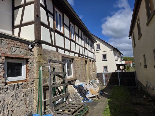 Bild - 4 Zimmer Einfamilienhaus zum Kaufen in Euerbach