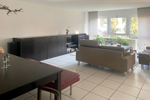 Wohnbereich - 3 Zimmer Etagenwohnung zum Kaufen in Bad Soden