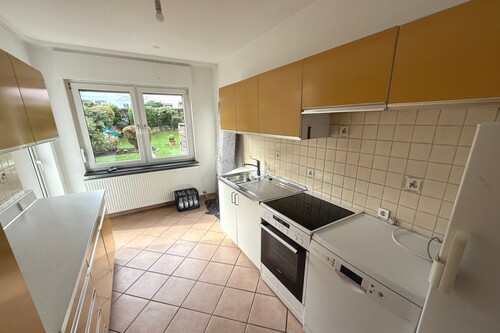 Küche - 5 Zimmer Reihenendhaus in Schwalbach