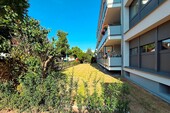 Vorgarten - 45 Zimmer Mehrfamilienhaus, Wohnhaus zum Kaufen in Offenbach