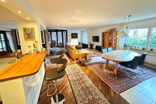 Wohnbereich - Einfamilienhaus mit 210,00 m&sup2; in Kelkheim zum Kaufen