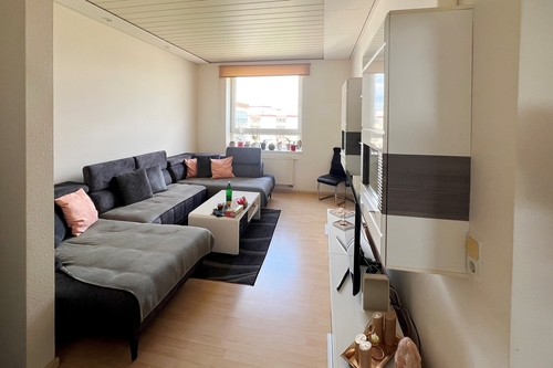 Wohnzimmer - Rodgau-Nieder-Roden: Kapitalanlage! Gut geschnittene 2-Zimmer-Wohnung!