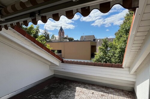 Balkon - 2 Zimmer Etagenwohnung zum Kaufen in Frankfurt-Oberrad