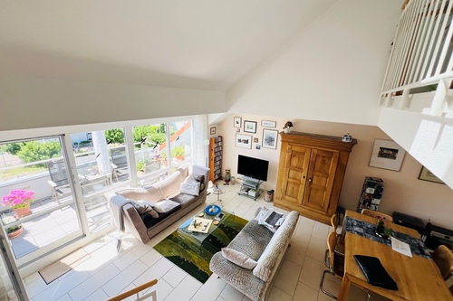 Wohnzimmer - 3 Zimmer Etagenwohnung zum Kaufen in Frankfurt am Main