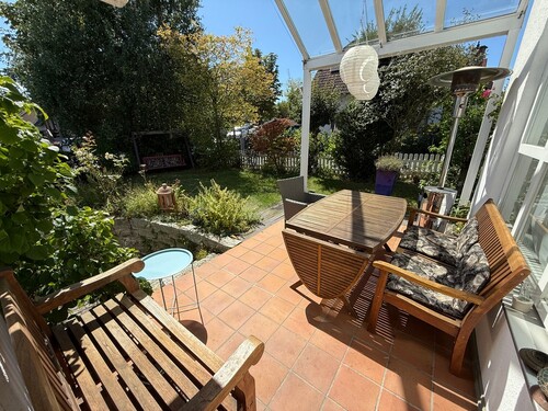 Sonnenterrasse und Garten - 