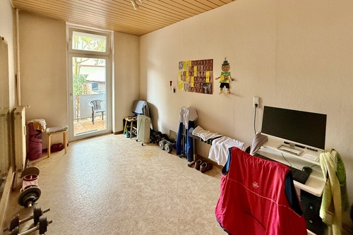 Zimmer - Mehrfamilienhaus, Wohnhaus mit 165,20 m² in Neu-Isenburg zum Kaufen