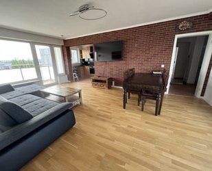 Frankfurt-Eckenheim: Toller Ausblick! Schöne 3-Zimmer-Wohnung mit Dachterrasse! - Frankfurt am Main